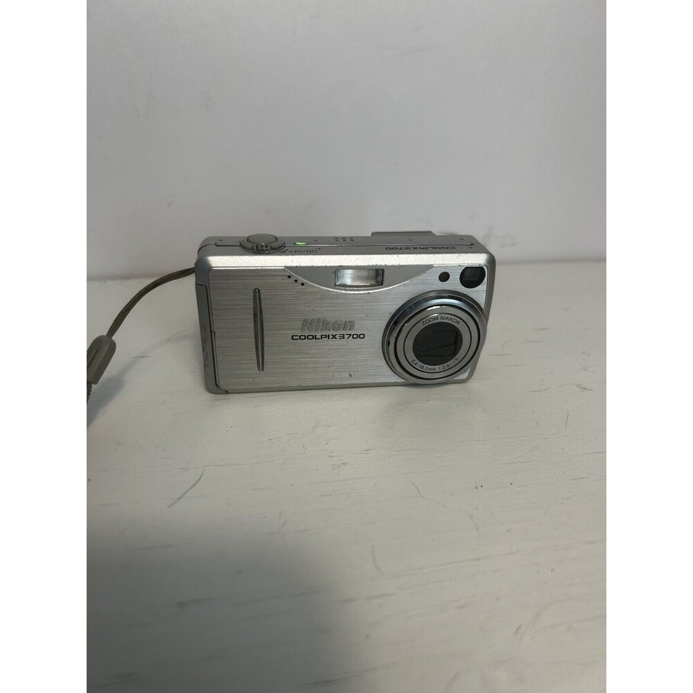 Nikon COOLPIX E3700 3x Zoom Compact Digital Camera Silver w/Battery No SD Card